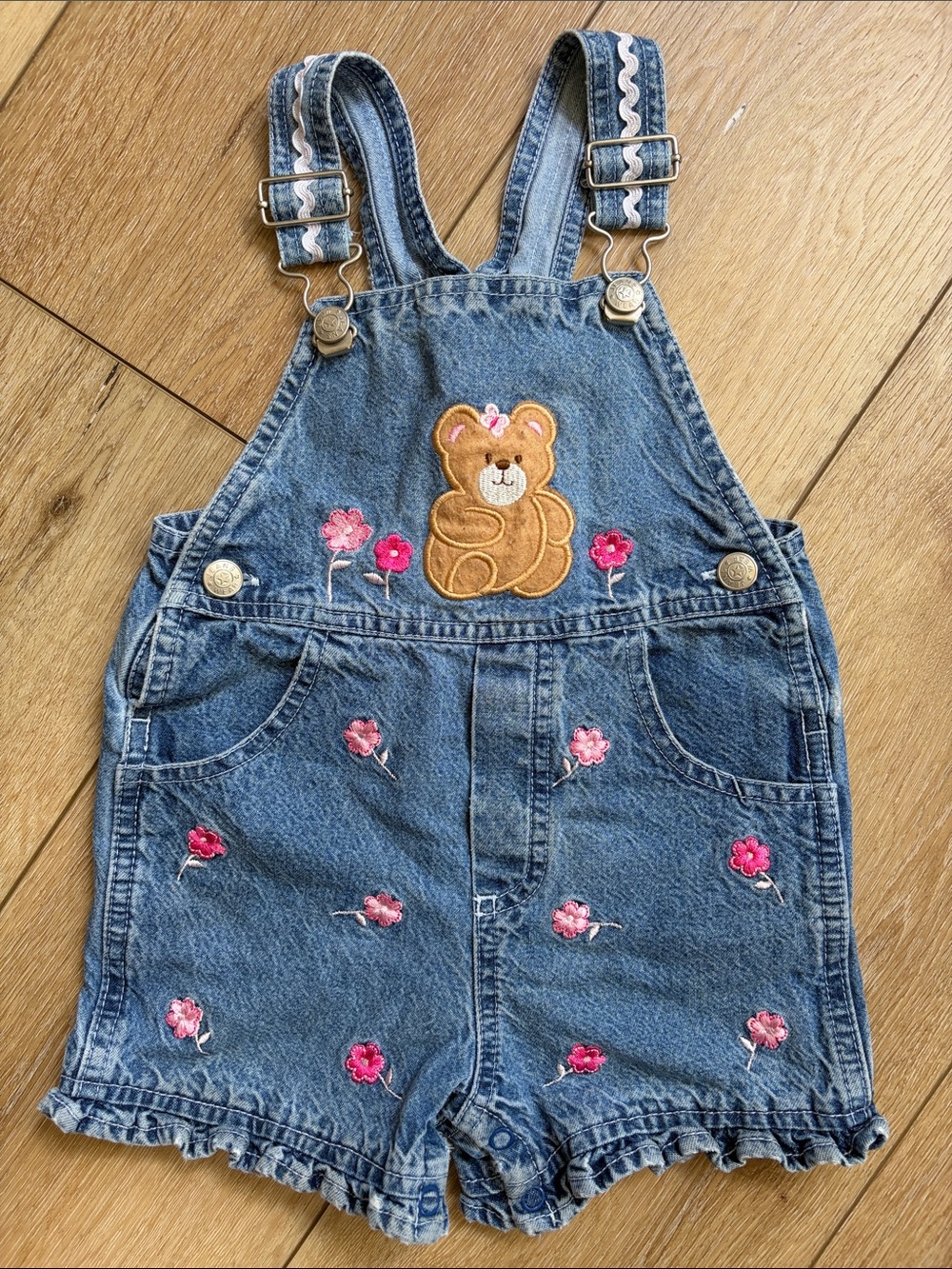 Vintage Toddler Girls Denim Shortalls Teddy Bear Floral Embroidered Sz 18 M